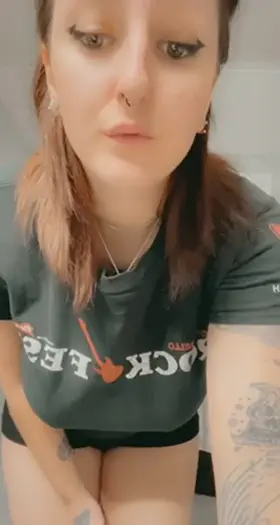 I want mommy to spoil me 😍