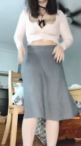 Some booty for your friday evening