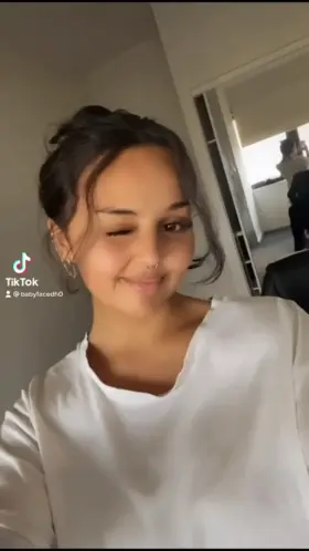 how’s the view from down there? 👀 (oc)