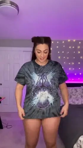 Nice hot melons🍈🍈