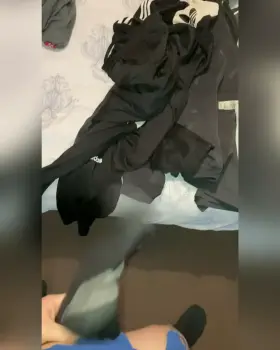 (24) guess the size of my WiLLY send u real thing 😂🤪😉👅