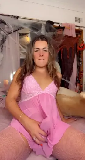 babe u got me so horny, now what?