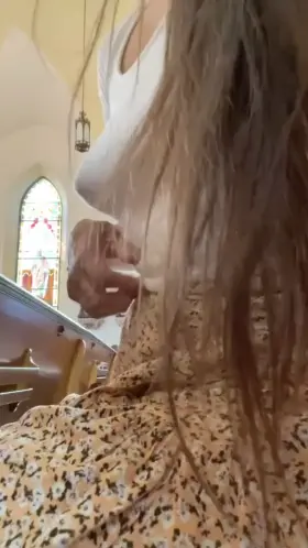 Flashing during church *sound on to hear priest