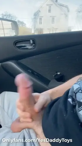 I’m gonna make you clean up after I mark my territory 😈💦