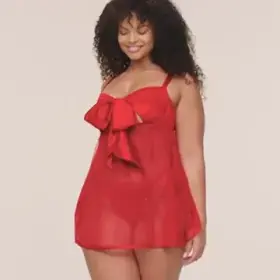 Fatter than ever. 👌🏽👍🏽 She need to stop videodoctoring her body as slimmer.