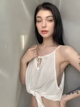 Trust me, I’m not your typical OnlyFans girl 😊