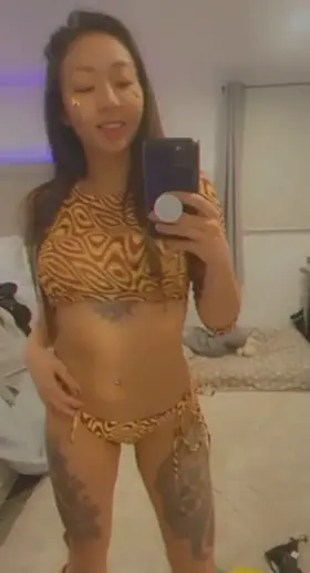 Can I grind on you? 😏💖