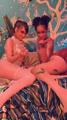 Riley Reid & Skin Diamond