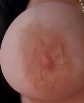 Where should my finger go next? 😏 [F]34