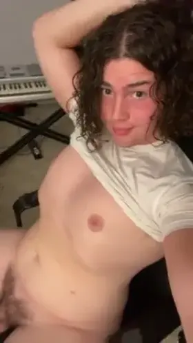 Submissive and breedable 🥺