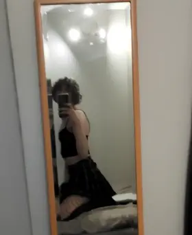 feel so pretty in a skirt 🥰