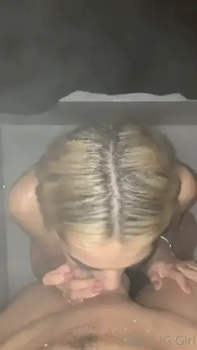 Raise your hand if you want a blowjob from me :)