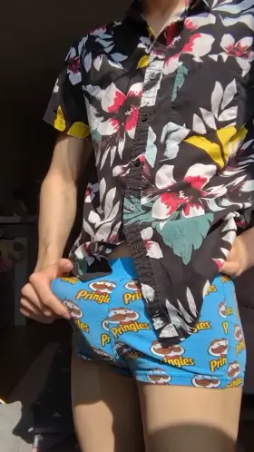 Look what I got you 😘