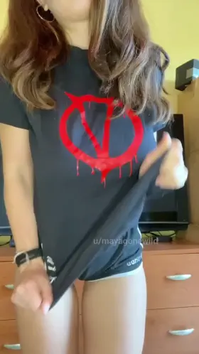 I was bored, let’s see how many people see my boobies drop today [OC]