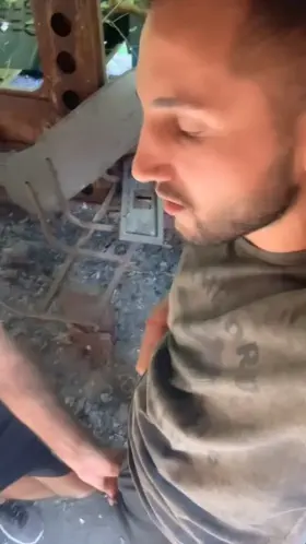 I got a good blowjob on the abandoned trains 🙈🤤 people passed by 😱 how scary... More in my profile🥵