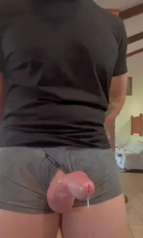 Hanging out, enjoying my Saturday 🍾