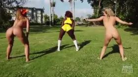 Naked News - CFNFF Twerking