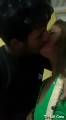 Desi Dew@r & Bh@bhi Secret $*x. Full Video Link In Comments 😍👍🏻