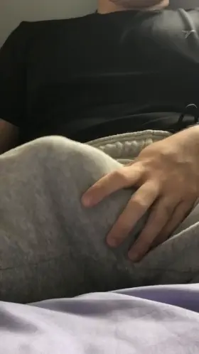 Does anyone wanna see what I’m hiding? Dm me