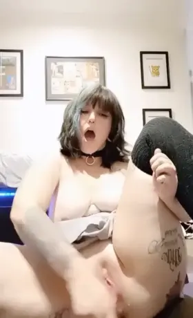 My application to be your big titty goth gf