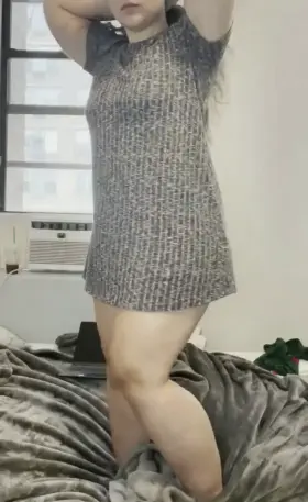 this dress doesnt flatter me, ive got a whole lot of ass hiding under there