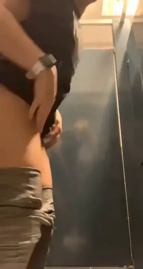 I just need someone to bend me over in this bathroom stall 🥵