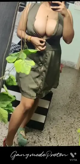 My tits no more accomodate in this dress, and idk whether ti be happy or sad about this size increase [F] [oc]