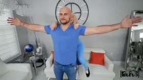 Aria The Unbreakable! Aria Banks