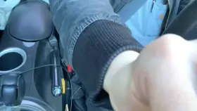 Driving and rubbin one out is kinda hard, any ladies wanna come help