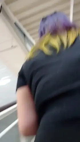 I went shopping with no panties on [00:00]