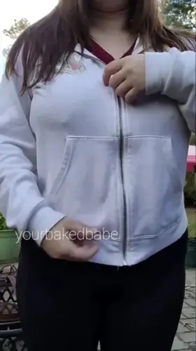 Are my areolas bigger or smaller than you thought they'd be?🙈