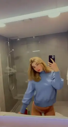 Hey it’s me Sophie 👄🇬🇧18 Teen 🤪 Let‘s have some fun🔥 Daily Posts, CUSTOM VIDS🍑 Dirty Sexting to SUBS❤️ Dick ratings and more ❣️ ONLY 4.99$ 😈