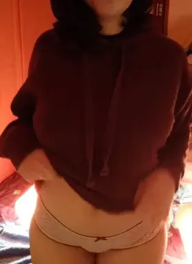 Doing one tittydrop a day until Christmas 🎄✨ Day 16 💕💖