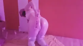 I'm a slut for spankies... would you like to help me pwetty please? 👉👈🥺