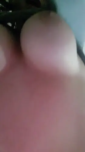 42yo Curvy Milf wakes up horny, please forgive my bedhead