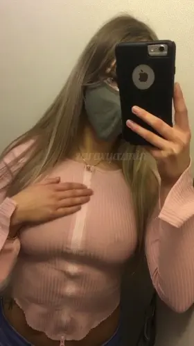 Got horny on the plane so took this vid for you in the bathrooms 😝✈️ [18]