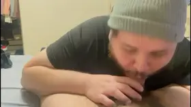 straight guy gets serviced by another guy