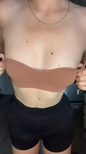 Pale and bouncy 😋