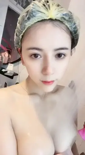big boobs washes