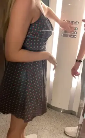 Who wants to take a elevator ride with this wifey 😈