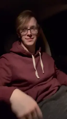 [26] after the walk I like to strip to cool off bro and we can go for a drive no worries 🤓