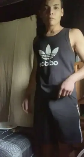 Hmmm What to do on this Saturday evening🤔