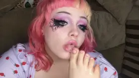 Look away if you don't like drooly self-worship!