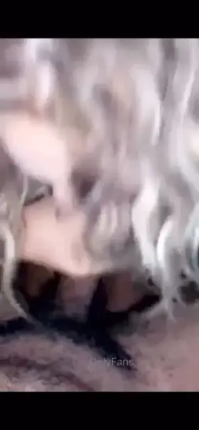 Running a promo on my OF 😋🍫