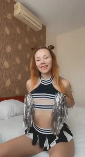 My tiny tits wish you a good day 😍