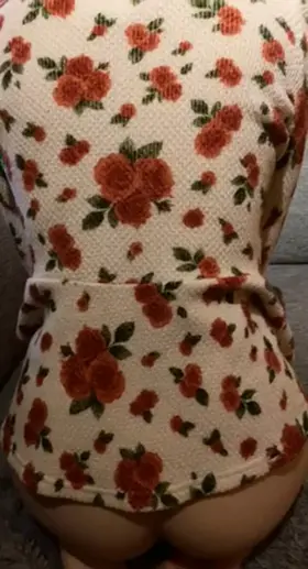 Come over and fuck me daddy ?