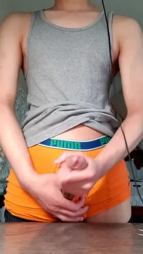 Jacking my thick cock to a nice load 😁