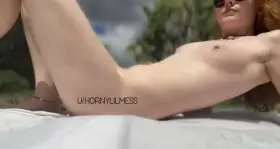 Naked sesh in the sun has me {f}eeling myself