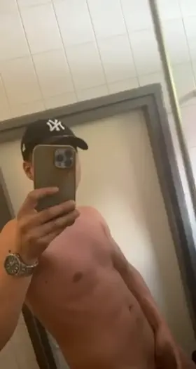 Open your mouth and lemme bust my cum cannon