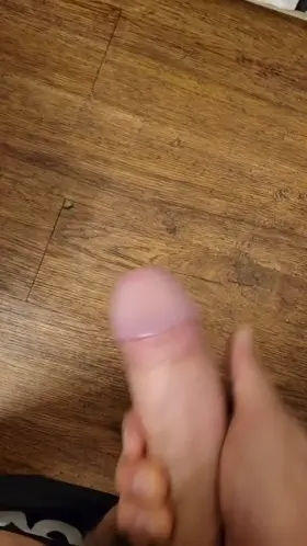 Eat it all off the tip then the ground💦